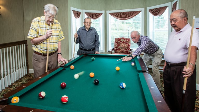 Rediscovering Passions: Hobbies That Promote Healthy Aging